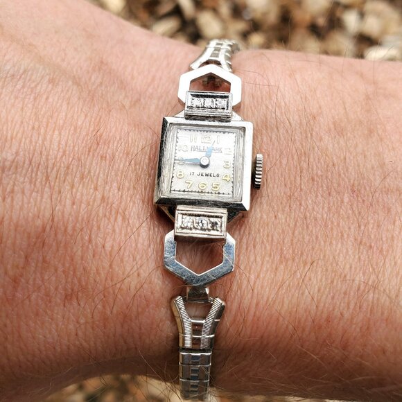 Speidel Hallmark 17 Jewel Yellow & White Gold Vintage Diamond Ladies Watch RUNS - Picture 13 of 16